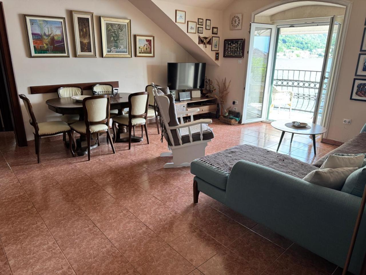 Apartment Lukiduki At The Beach - Κότορ Εξωτερικό φωτογραφία